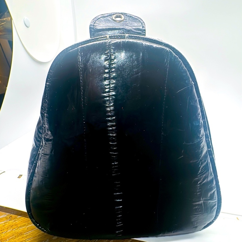Vintage 1960’s Genuine Eelskin bag​​ - Picture 9 of 9